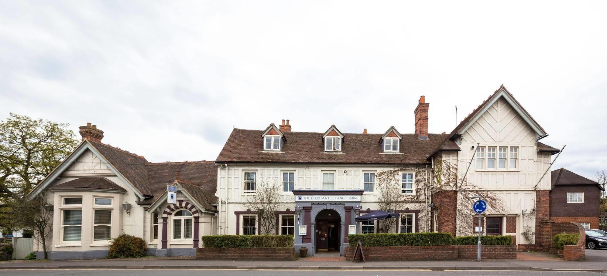 Elephant Hotel Pangbourne Εξωτερικό φωτογραφία