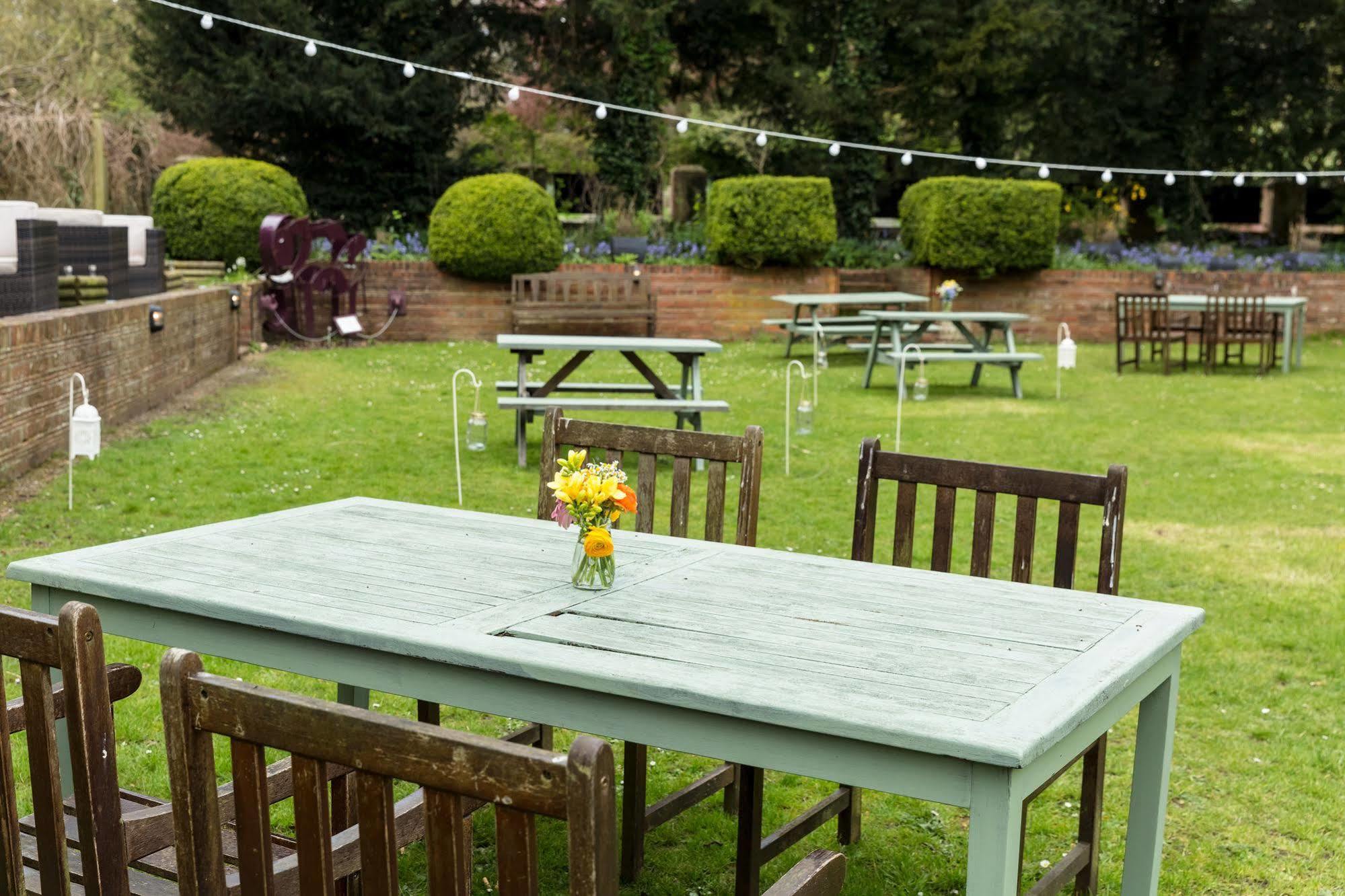 Elephant Hotel Pangbourne Εξωτερικό φωτογραφία